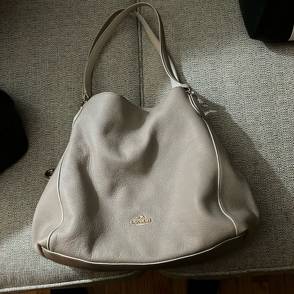 Beautiful tan leather Coach purse
